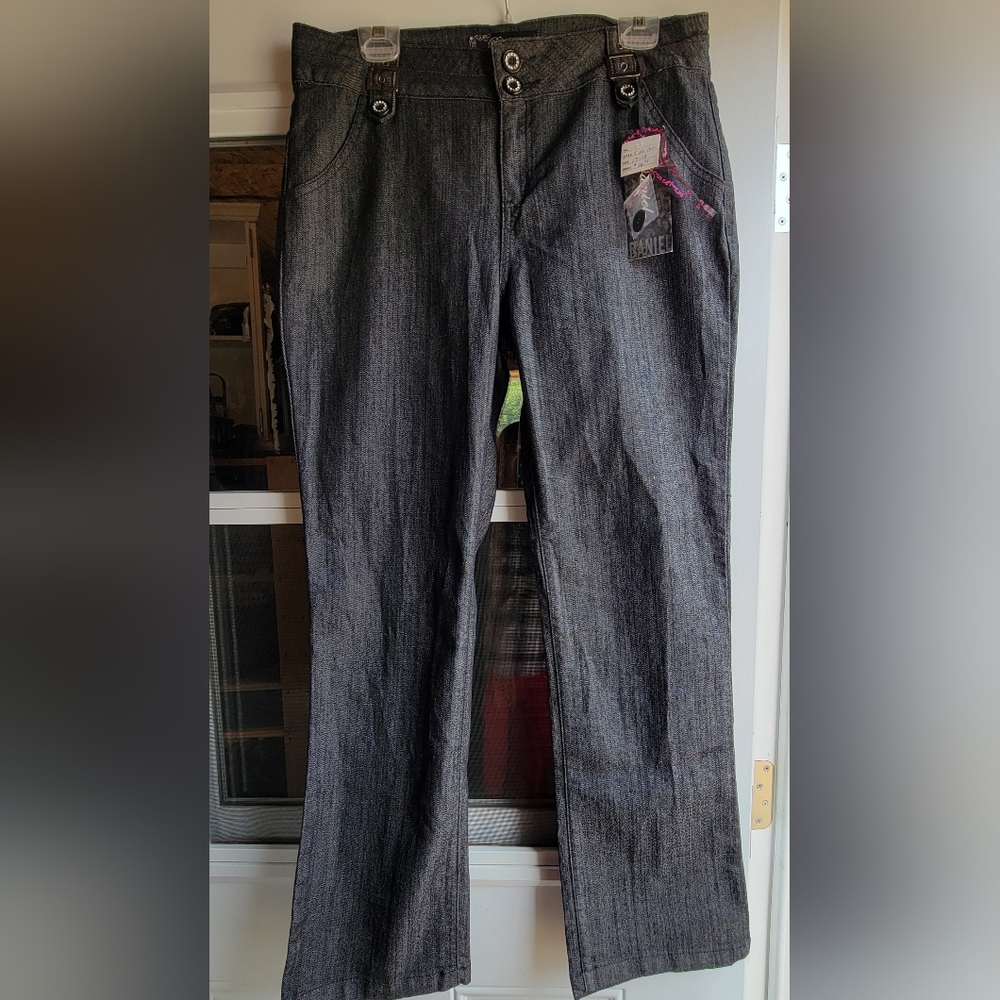 Women's Black Dressy Jeans Size 17/18 Button Detail Junior Fit